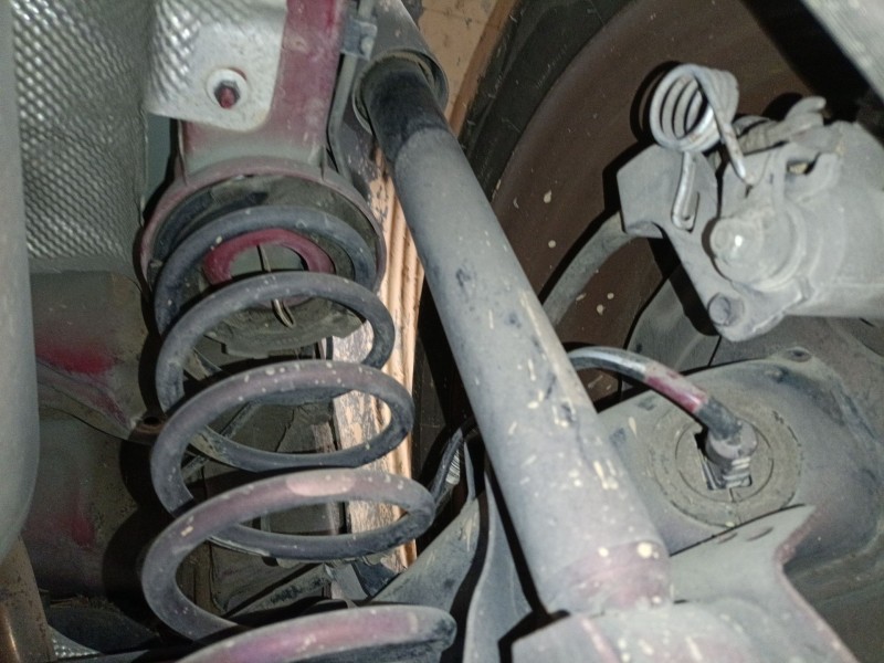 Recambio de amortiguador trasero derecho para hyundai i20 ii (gb, ib) 1.2 referencia OEM IAM   