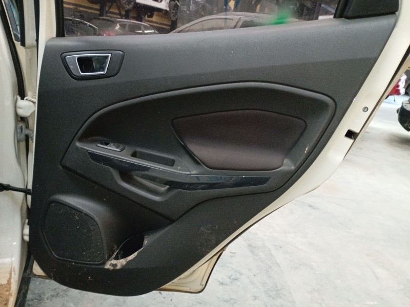 Recambio de guarnecido puerta trasera derecha para ford ecosport 1.5 ti referencia OEM IAM   