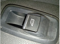Recambio de mando elevalunas trasero derecho para ford ecosport 1.5 ti referencia OEM IAM   