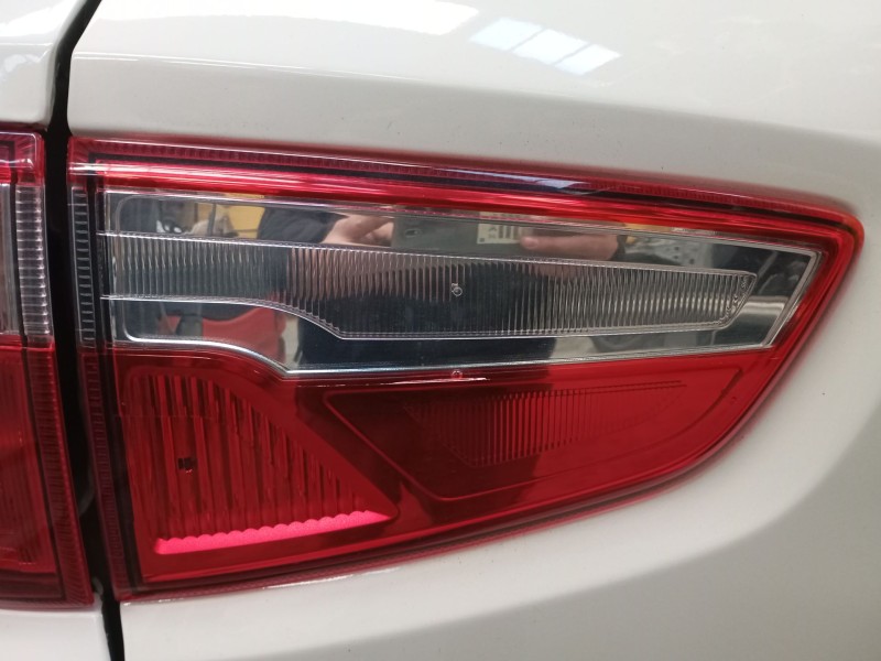 Recambio de piloto trasero izquierdo porton para ford ecosport 1.5 ti referencia OEM IAM   