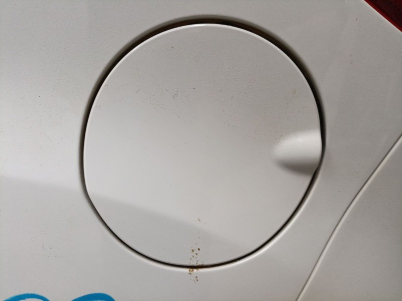 Recambio de tapa exterior combustible para ford ecosport 1.5 ti referencia OEM IAM   