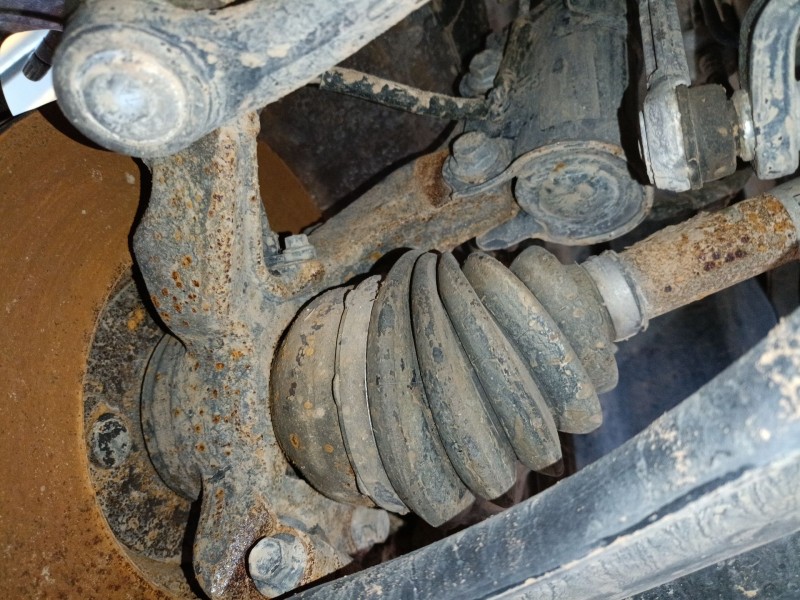 Recambio de mangueta delantera izquierda para ford ecosport 1.5 ti referencia OEM IAM   