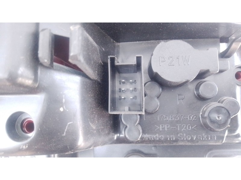 Recambio de piloto trasero derecho para audi a1 sportback (8xa, 8xf) 1.0 tfsi referencia OEM IAM   