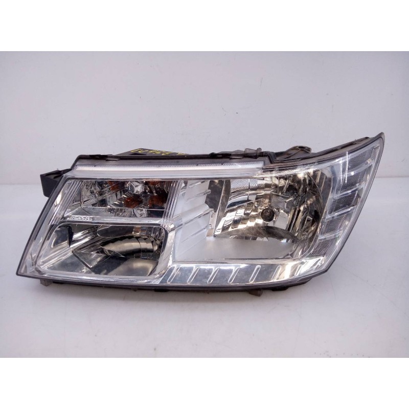 Recambio de faro izquierdo para fiat freemont (345) lounge referencia OEM IAM 05067789AD  