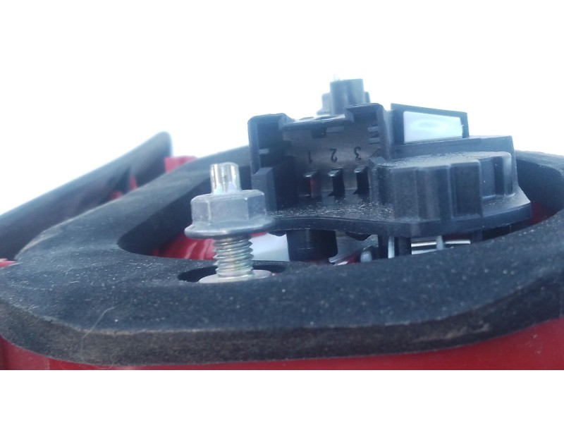 Recambio de piloto trasero derecho porton para volkswagen tiguan (5n_) 2.0 tdi referencia OEM IAM   