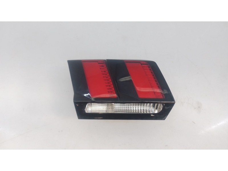 Recambio de piloto trasero izquierdo porton para peugeot 3008 gt line referencia OEM IAM   