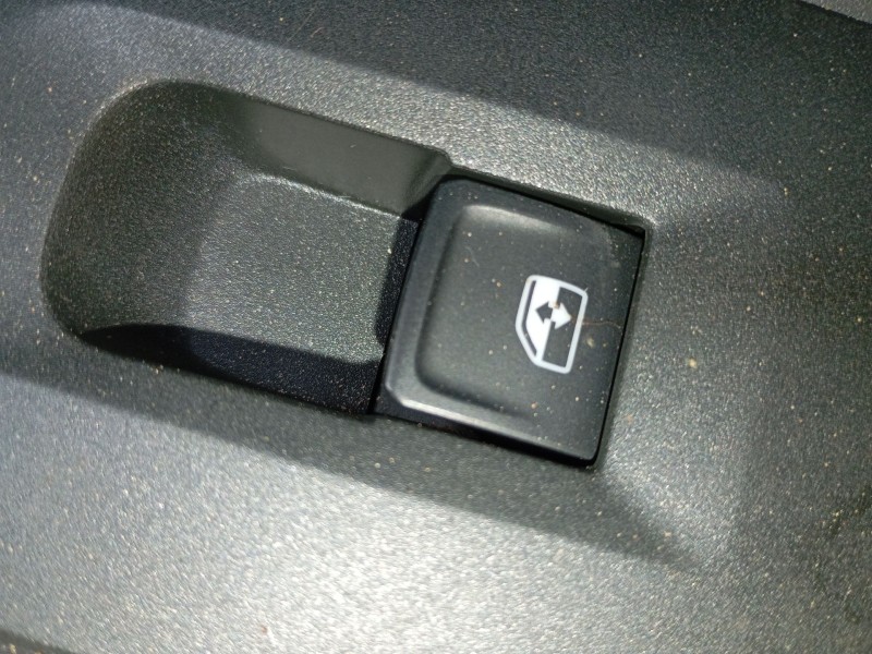 Recambio de mando elevalunas delantero derecho para volkswagen caddy v furgoneta/monovolumen (sba, sbh) 2.0 tdi bmt referencia O