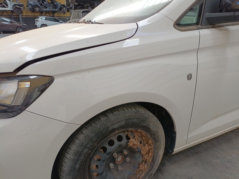 Recambio de aleta delantera izquierda para volkswagen caddy v furgoneta/monovolumen (sba, sbh) 2.0 tdi bmt referencia OEM IAM   