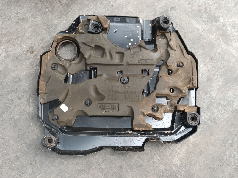 Recambio de tapa motor para volkswagen caddy v furgoneta/monovolumen (sba, sbh) 2.0 tdi bmt referencia OEM IAM   