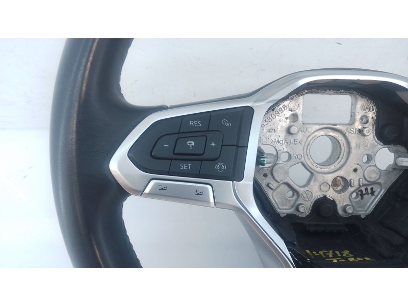 Recambio de volante para volkswagen t-roc (a11, d11) 2.0 tdi scr referencia OEM IAM   