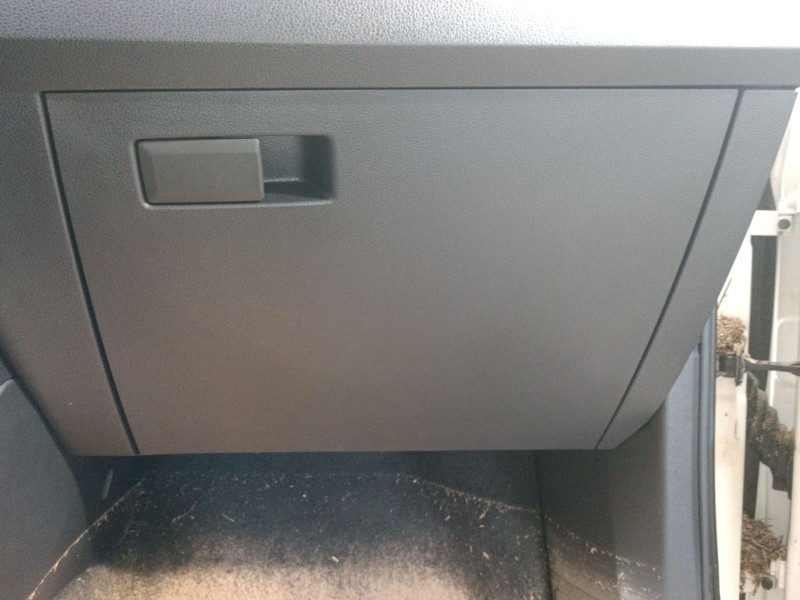 Recambio de guantera para volkswagen caddy v furgoneta/monovolumen (sba, sbh) 2.0 tdi bmt referencia OEM IAM   