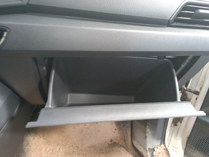 Recambio de guantera para volkswagen caddy v furgoneta/monovolumen (sba, sbh) 2.0 tdi bmt referencia OEM IAM   