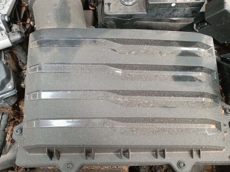 Recambio de filtro aire para volkswagen caddy v furgoneta/monovolumen (sba, sbh) 2.0 tdi bmt referencia OEM IAM   