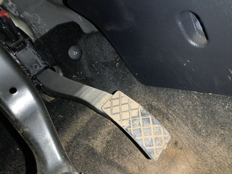 Recambio de pedal acelerador para volkswagen caddy v furgoneta/monovolumen (sba, sbh) 2.0 tdi bmt referencia OEM IAM   