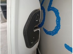 CERRADURA PUERTA TRASERA IZQUIERDA 