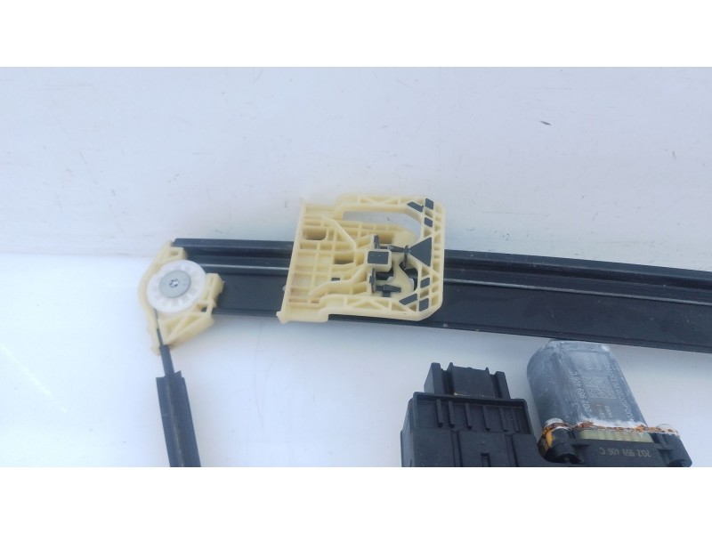 Recambio de elevalunas delantero derecho para volkswagen t-cross (c11, d31) 1.0 tsi referencia OEM IAM   