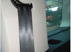 CINTURON SEGURIDAD TRASERO DERECHO 