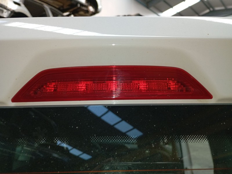 Recambio de luz central de freno para volkswagen caddy v furgoneta/monovolumen (sba, sbh) 2.0 tdi bmt referencia OEM IAM   