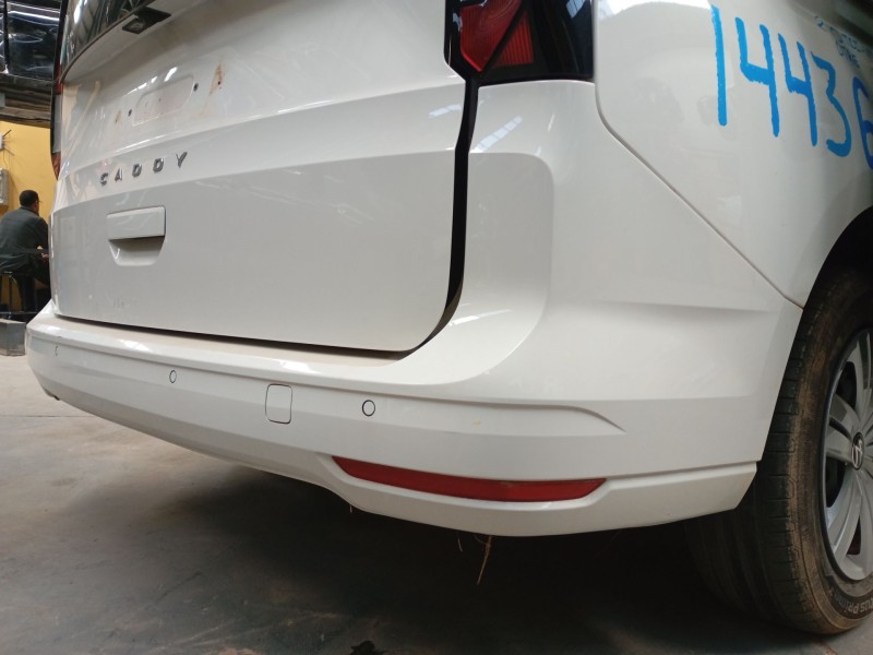 Recambio de paragolpes trasero para volkswagen caddy v furgoneta/monovolumen (sba, sbh) 2.0 tdi bmt referencia OEM IAM   