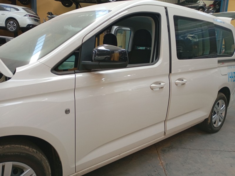 Recambio de puerta delantera izquierda para volkswagen caddy v furgoneta/monovolumen (sba, sbh) 2.0 tdi bmt referencia OEM IAM  