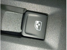 MANDO ELEVALUNAS DELANTERO DERECHO 