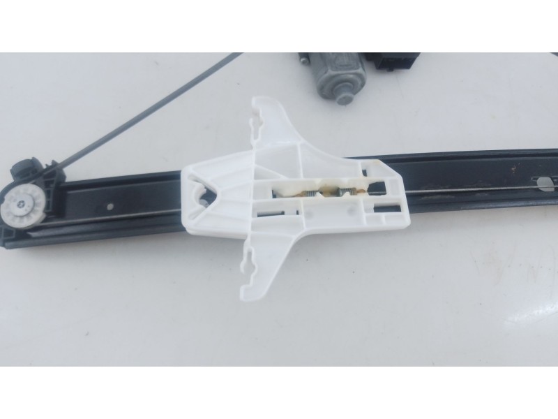 Recambio de elevalunas trasero derecho para volkswagen t-cross (c11, d31) 1.0 tsi referencia OEM IAM   