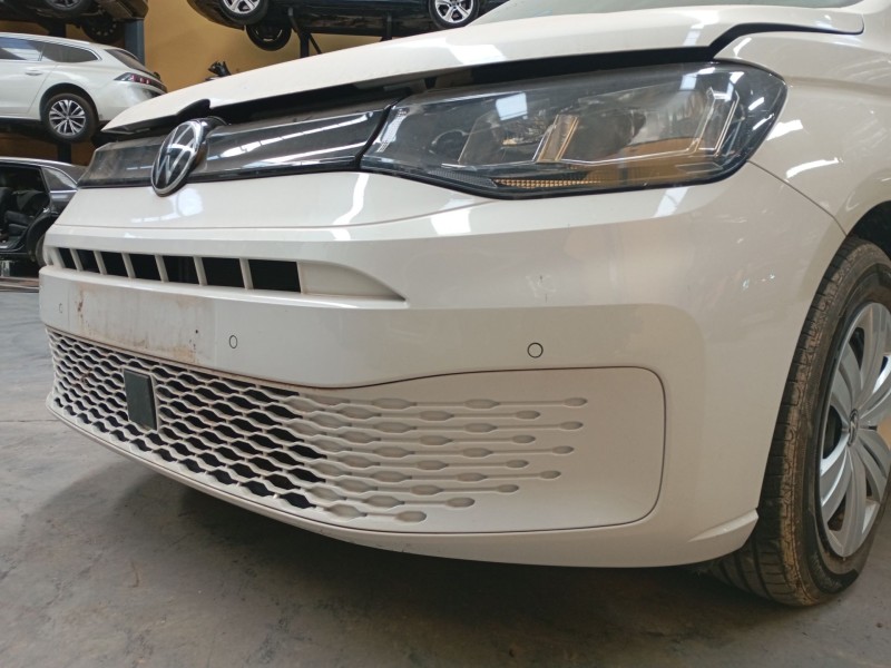 Recambio de paragolpes delantero para volkswagen caddy v furgoneta/monovolumen (sba, sbh) 2.0 tdi bmt referencia OEM IAM   