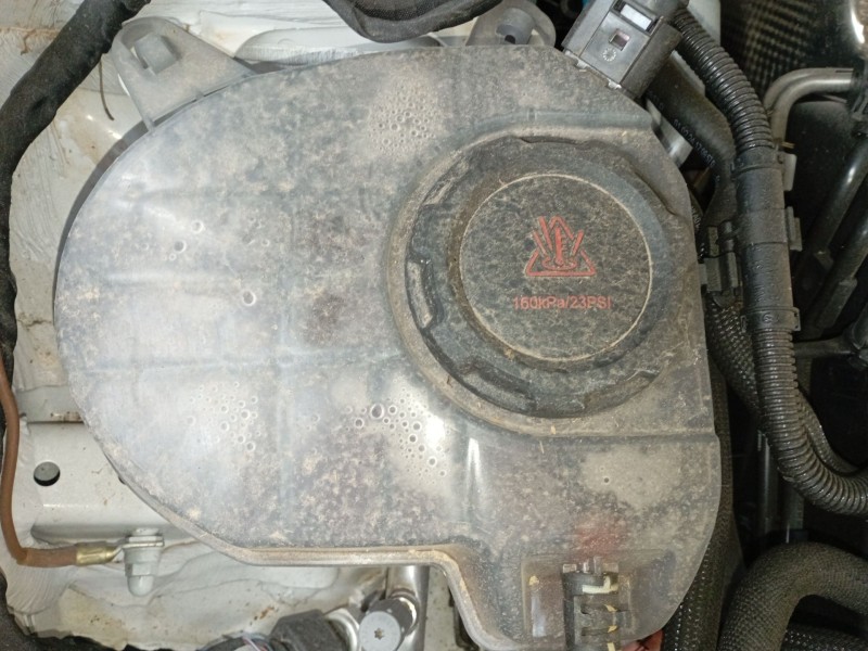 Recambio de deposito expansion para volkswagen caddy v furgoneta/monovolumen (sba, sbh) 2.0 tdi bmt referencia OEM IAM   