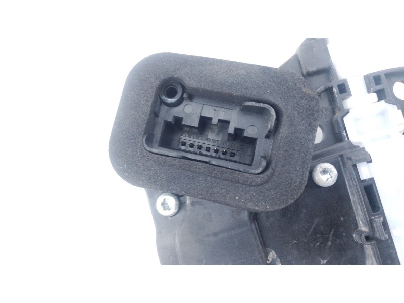 Recambio de cerradura puerta trasera izquierda para volkswagen t-cross (c11, d31) 1.0 tsi referencia OEM IAM   