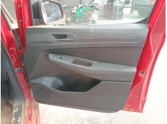 GUARNECIDO PUERTA DELANTERA DERECHA 