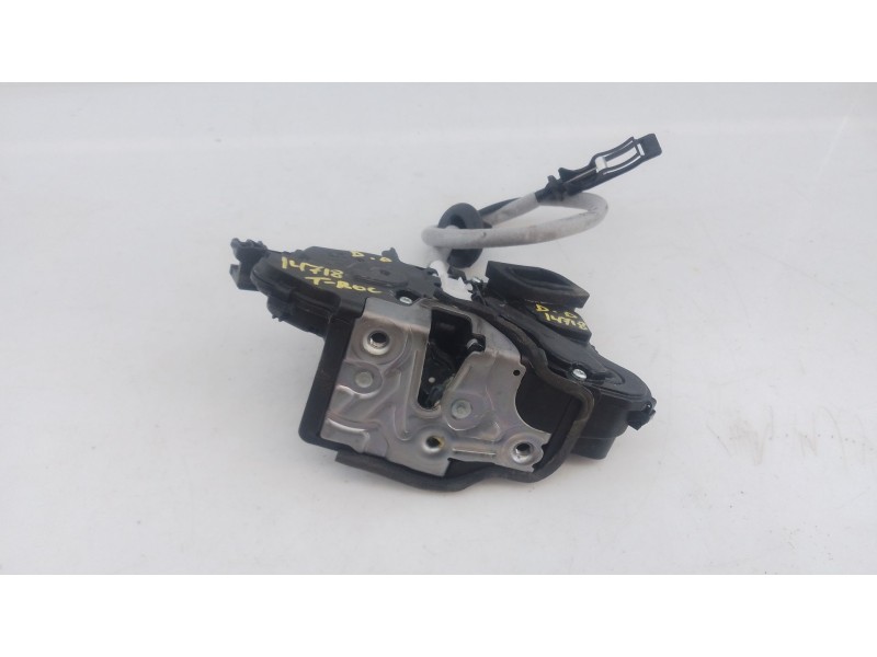 Recambio de cerradura puerta delantera derecha para volkswagen t-roc (a11, d11) 2.0 tdi scr referencia OEM IAM   