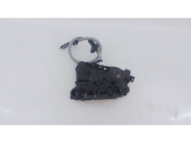 Recambio de cerradura puerta delantera derecha para volkswagen t-roc (a11, d11) 2.0 tdi scr referencia OEM IAM   