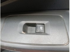 MANDO ELEVALUNAS DELANTERO DERECHO 