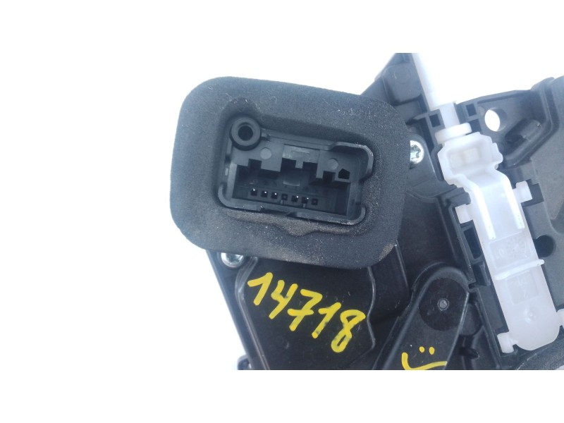 Recambio de cerradura puerta trasera izquierda para volkswagen t-roc (a11, d11) 2.0 tdi scr referencia OEM IAM   