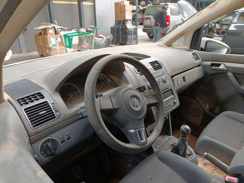 volkswagen touran (1t3) del año 2013