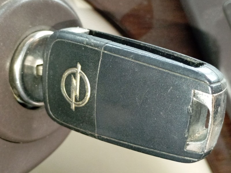 Recambio de antirrobo para opel insignia a (g09) 2.0 cdti (68) referencia OEM IAM   