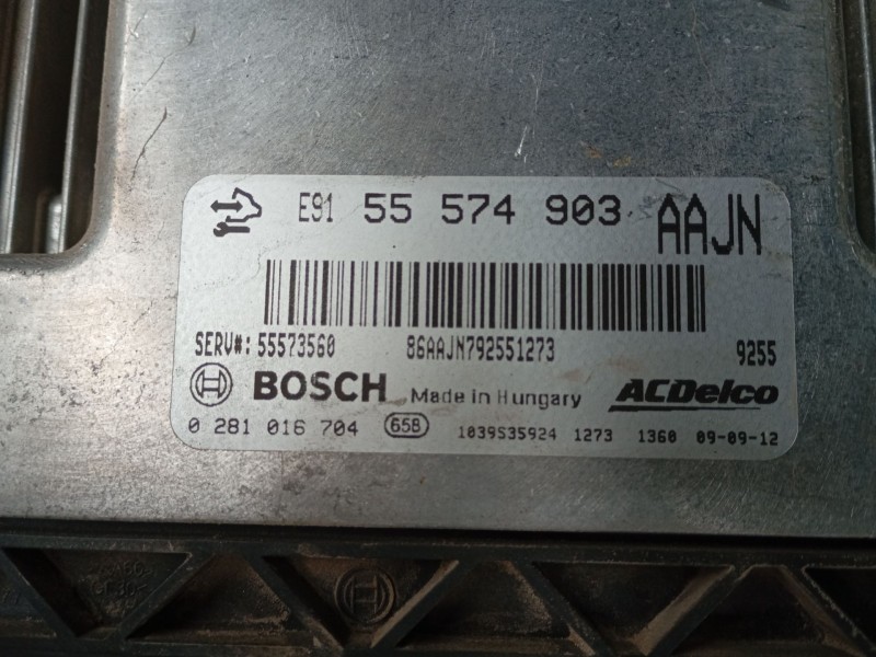 Recambio de centralita motor uce para opel insignia a (g09) 2.0 cdti (68) referencia OEM IAM 55574903 0281016704 