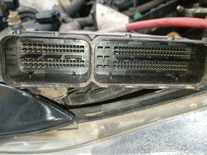 Recambio de centralita motor uce para opel insignia a (g09) 2.0 cdti (68) referencia OEM IAM 55574903 0281016704 