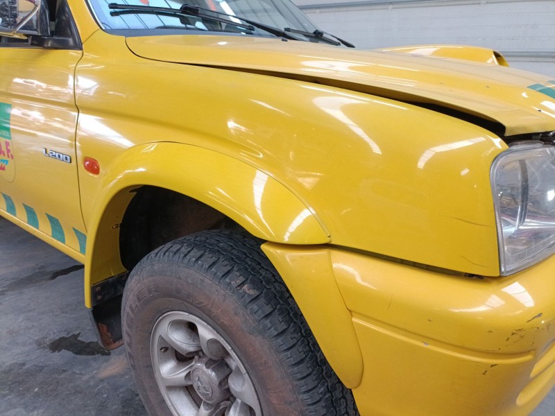 Recambio de aleta delantera derecha para mitsubishi l200 (k7_t, k6_t, k5_t) 2.5 td 4wd (k74t) referencia OEM IAM   