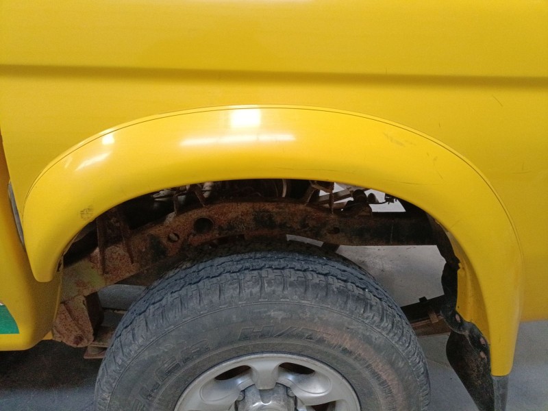 Recambio de aletin trasero izquierdo para mitsubishi l200 (k7_t, k6_t, k5_t) 2.5 td 4wd (k74t) referencia OEM IAM   