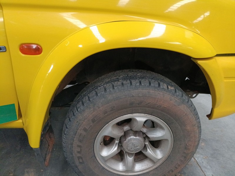 Recambio de aletin delantero derecho para mitsubishi l200 (k7_t, k6_t, k5_t) 2.5 td 4wd (k74t) referencia OEM IAM   