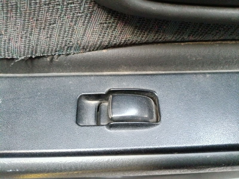 Recambio de mando elevalunas delantero derecho para mitsubishi l200 (k7_t, k6_t, k5_t) 2.5 td 4wd (k74t) referencia OEM IAM   