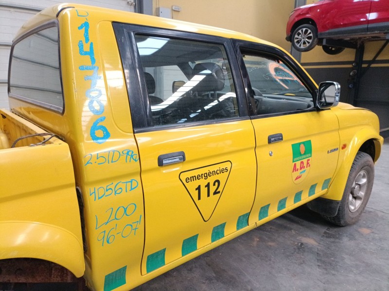 Recambio de puerta trasera derecha para mitsubishi l200 (k7_t, k6_t, k5_t) 2.5 td 4wd (k74t) referencia OEM IAM   
