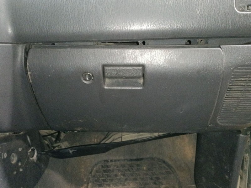 Recambio de guantera para mitsubishi l200 (k7_t, k6_t, k5_t) 2.5 td 4wd (k74t) referencia OEM IAM   