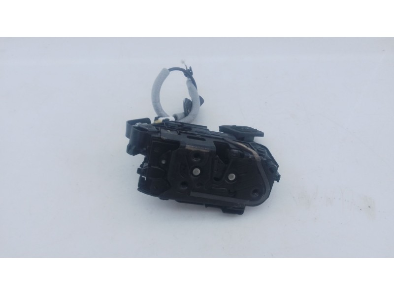 Recambio de cerradura puerta trasera derecha para seat leon sportstourer kl8 fr hybrid referencia OEM IAM   