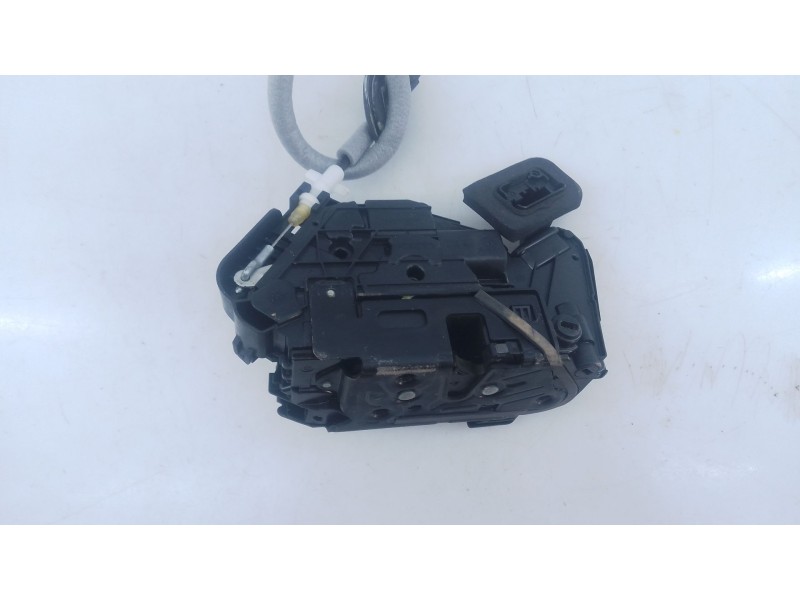 Recambio de cerradura puerta trasera derecha para seat leon sportstourer kl8 fr hybrid referencia OEM IAM   