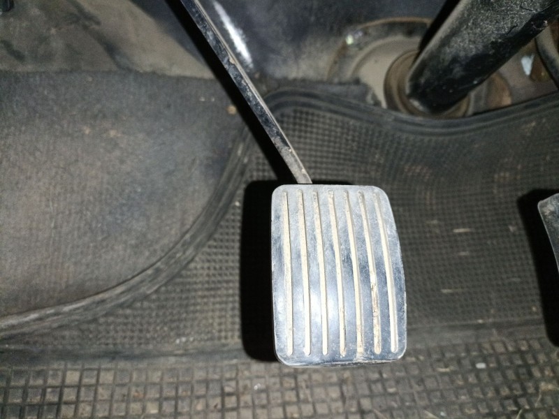 Recambio de pedal embrague para mitsubishi l200 (k7_t, k6_t, k5_t) 2.5 td 4wd (k74t) referencia OEM IAM   