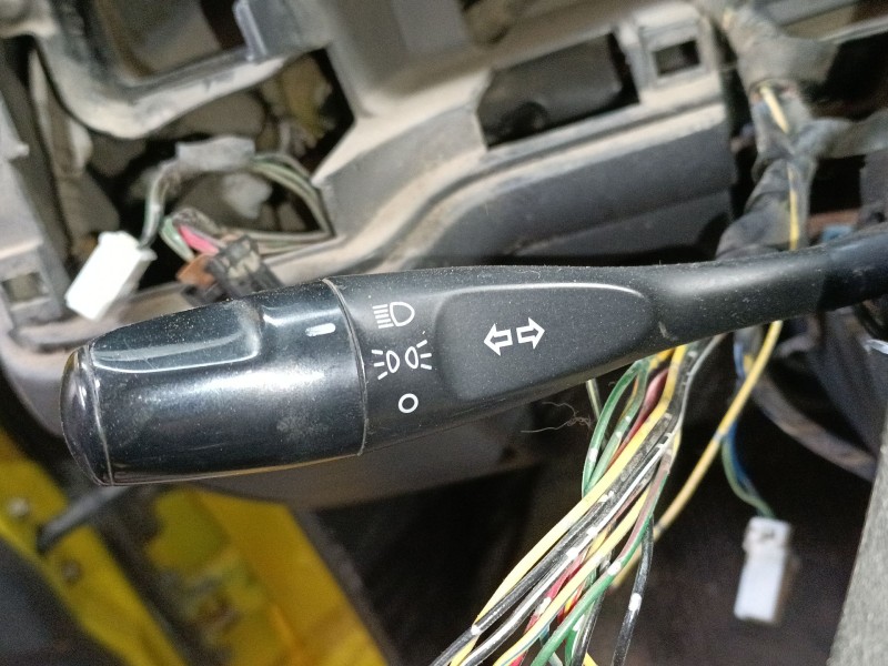 Recambio de mando intermitentes para mitsubishi l200 (k7_t, k6_t, k5_t) 2.5 td 4wd (k74t) referencia OEM IAM   
