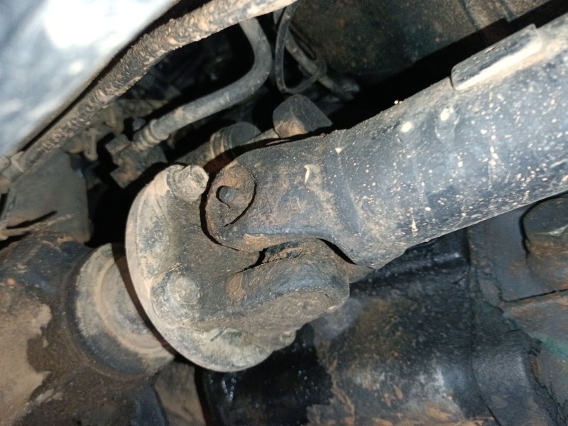 Recambio de transmision central delantera para mitsubishi l200 (k7_t, k6_t, k5_t) 2.5 td 4wd (k74t) referencia OEM IAM   