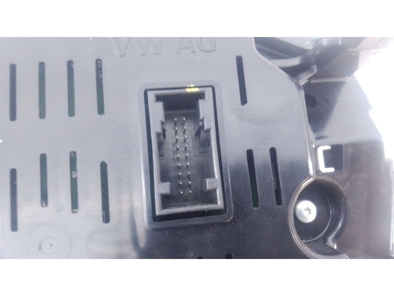 Recambio de cuadro instrumentos para volkswagen taigo (cs1) 1.0 tsi referencia OEM IAM 2GP920310B  